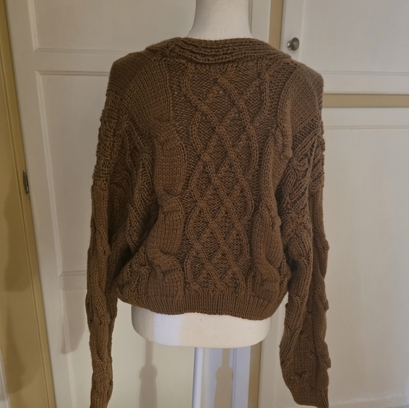 HYFVE Women's Cozy Brown Cable Knit Cropped Sweater - Picture 9 of 16